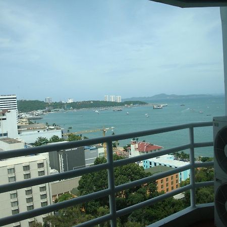 Apartamento Joy Shop At View Talay 6 Pattaya Exterior foto
