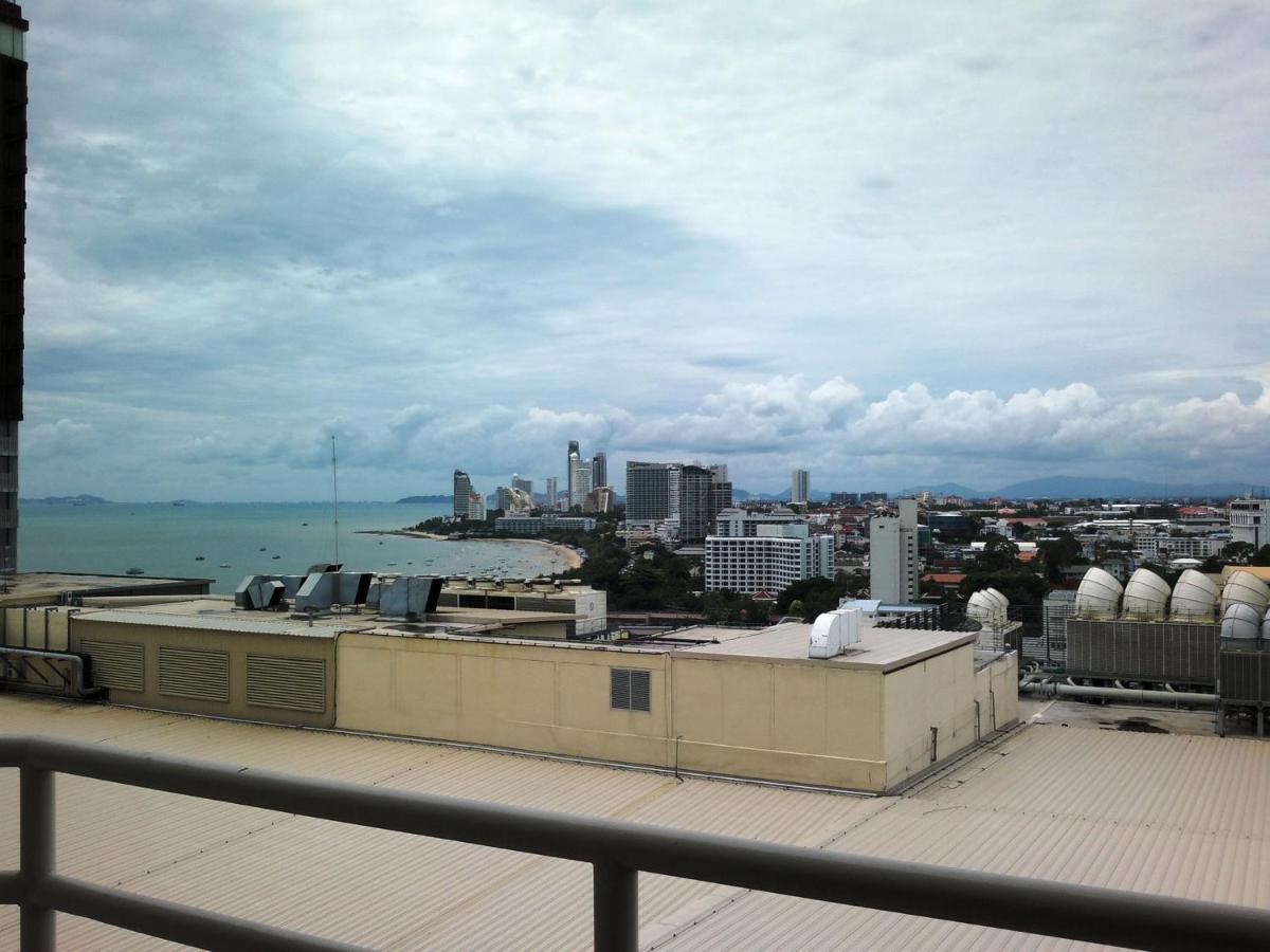 Apartamento Joy Shop At View Talay 6 Pattaya Exterior foto