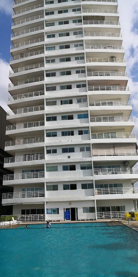Apartamento Joy Shop At View Talay 6 Pattaya Exterior foto
