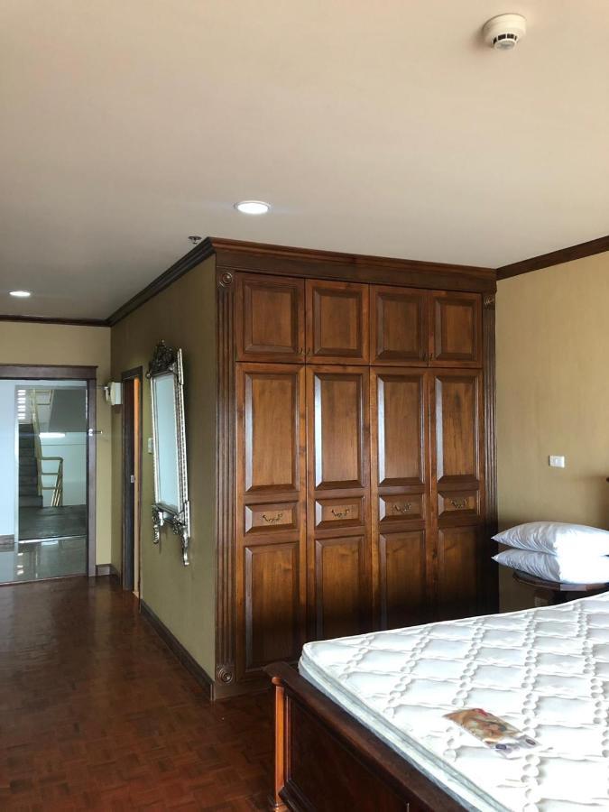Apartamento Joy Shop At View Talay 6 Pattaya Exterior foto