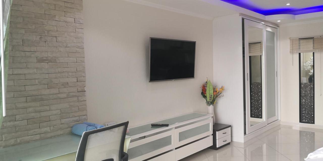 Apartamento Joy Shop At View Talay 6 Pattaya Exterior foto